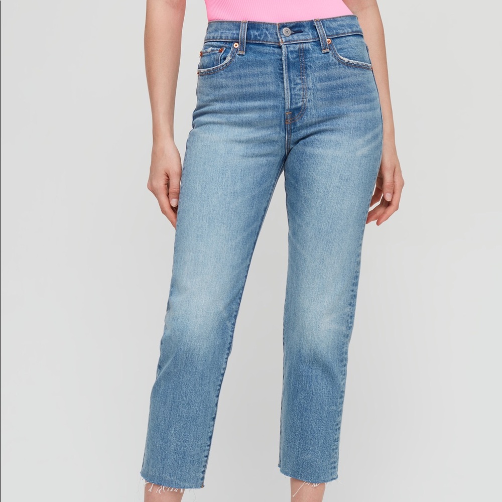 Levi’s Wedgie Straight Jean Size 26